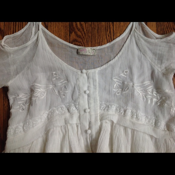 Top - Picture 2 of 5